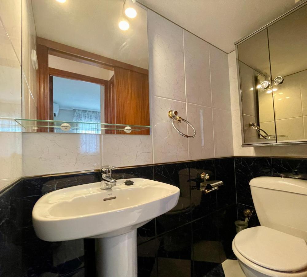 Apartamento Turistico La Pinta Planta 18 Benidorm Exteriör bild